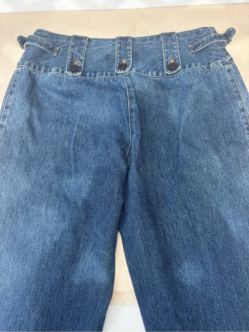 Harve Benard Men's Relaxed Blue Denim Jeans